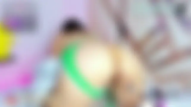 Dakota_Foxxx élő chatszobája
