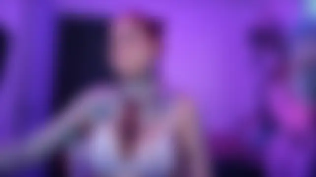 חדר צ'אט בשידור חי של blazed_vixen