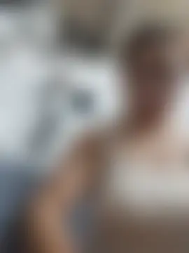 sumy-00 Adlı Modelin Canlı Sohbet Odası
