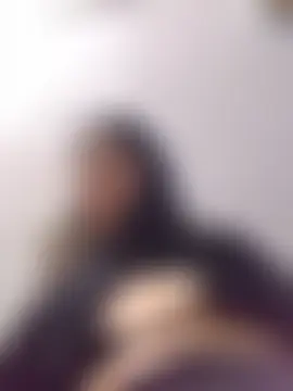 KarlaCherry20 Adlı Modelin Canlı Sohbet Odası