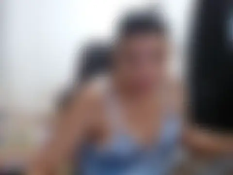 Pokój czatu na żywo – Adriana_0312