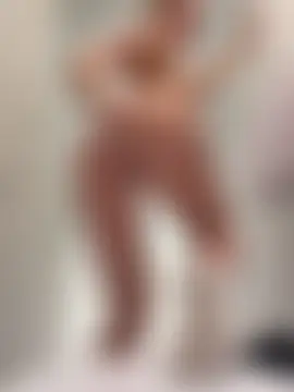 oliviafranciis 现场聊天室
