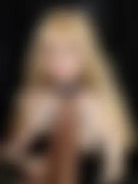 Bambi_Cash Adlı Modelin Canlı Sohbet Odası