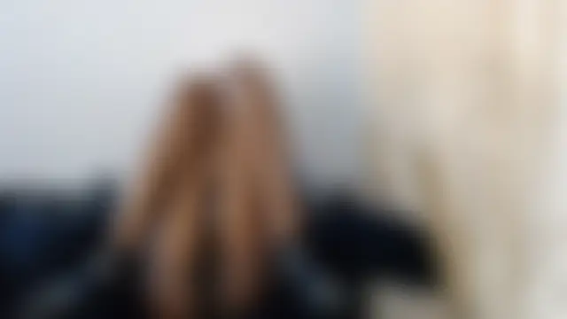 Chat ao vivo de PetiteBarbie_05