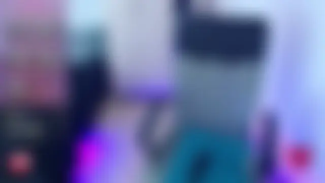 חדר צ'אט בשידור חי של SharonR1