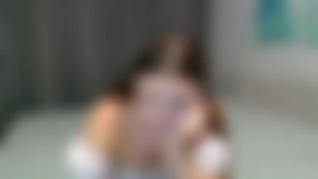 Živá chatovací místnost mia_bloomy
