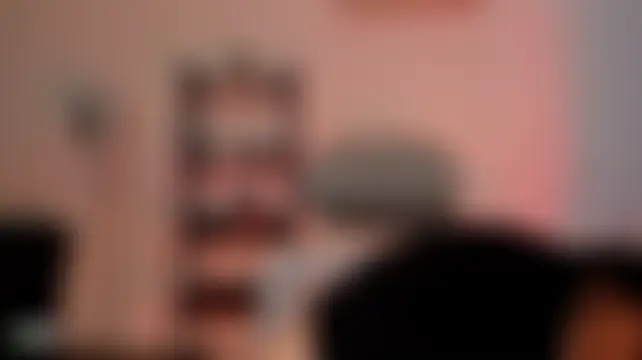 חדר צ'אט בשידור חי של urcute_kitten