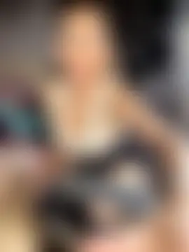 EvelinaGrey – Naživo chatovacia miestnosť