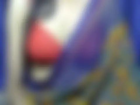 Thirsty_Moni – Naživo chatovacia miestnosť