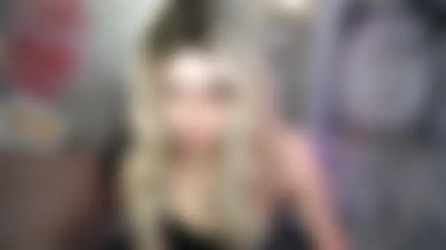 Онлайн чат NickyAdamidi