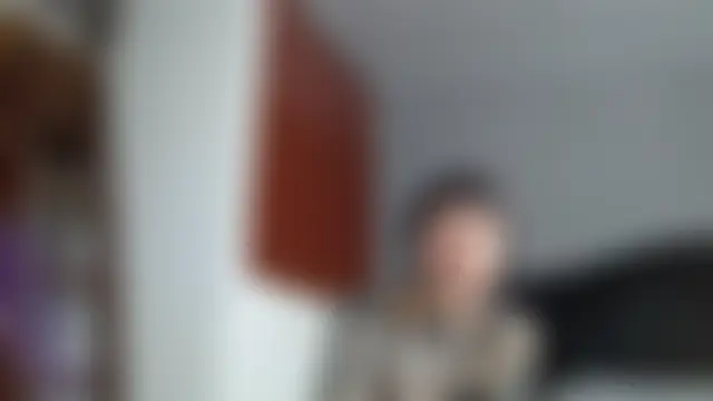 Emilia_1995のライブチャットルーム
