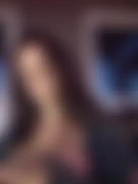 חדר צ'אט בשידור חי של LilyOrion