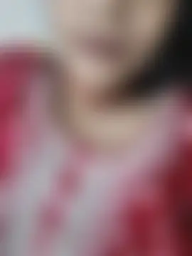 Shalini_gi Live chatroom
