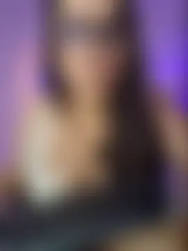 MariaPau_83's Live Chat Room