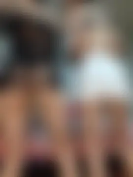 חדר צ'אט בשידור חי של Angelaluxx