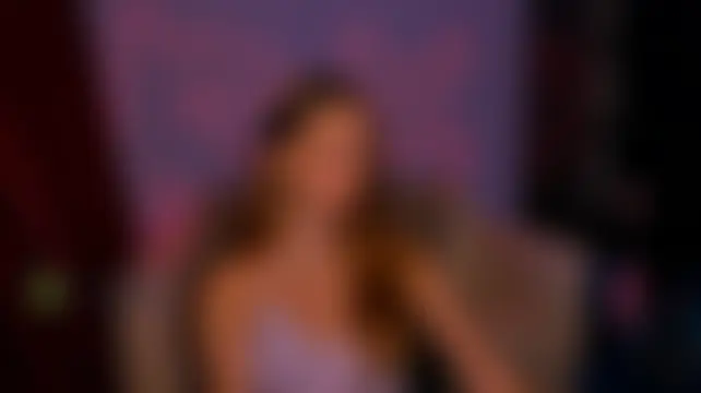 angie_foxy1's Live Chat Room