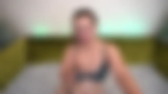Živá chatovací místnost MikaFoxy
