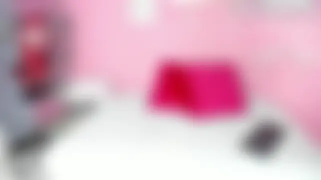 חדר צ'אט בשידור חי של hanna__azumi