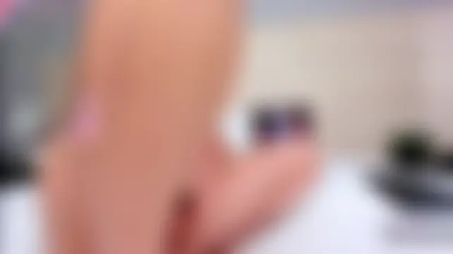חדר צ'אט בשידור חי של CharmingAnnie