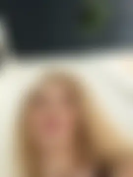 Chat soba uživo modela AngieShae