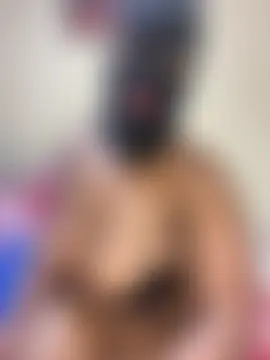ห้องแชทสดของ HornyMysteryx