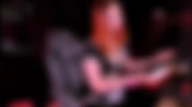 KailyLoolyCute – Naživo chatovacia miestnosť