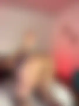 Moshelle – Naživo chatovacia miestnosť