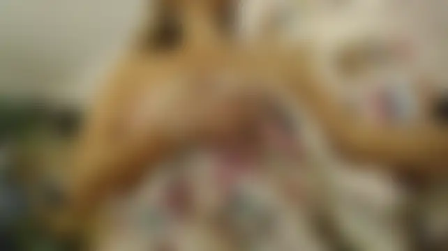 squirtymilf 现场聊天室