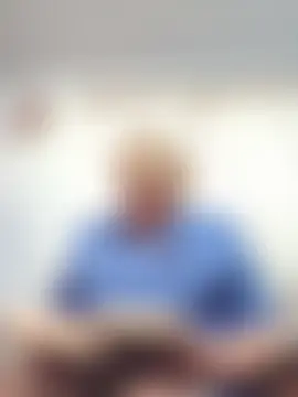 Elena_Beautiful784 – Naživo chatovacia miestnosť