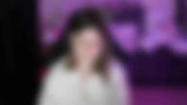 AmyVibess élő chatszobája