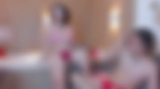 Chat soba uživo modela ScaraAndTomy
