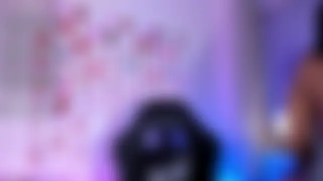 חדר צ'אט בשידור חי של SWEET_KITTY_01