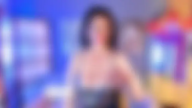 eleonor_x Adlı Modelin Canlı Sohbet Odası
