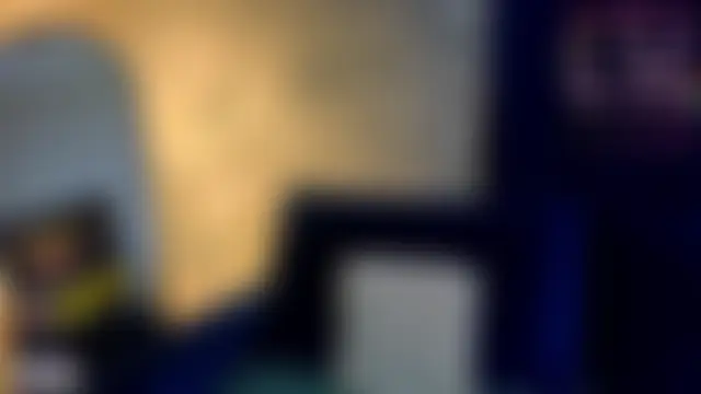 _YourSubmissive_ – Naživo chatovacia miestnosť