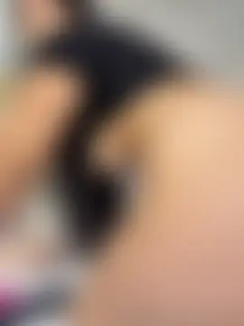 Phòng Chat Trực Tiếp IvonneOwen