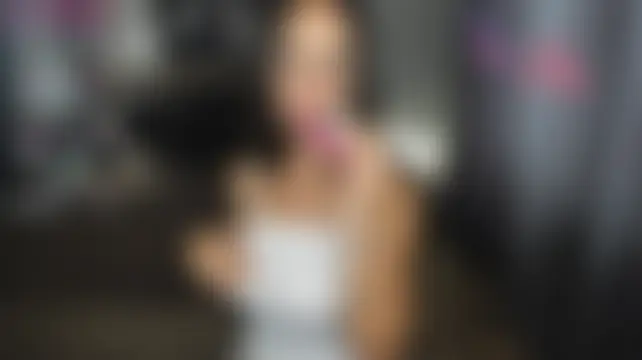 Phòng Chat Trực Tiếp KarolinaHaley