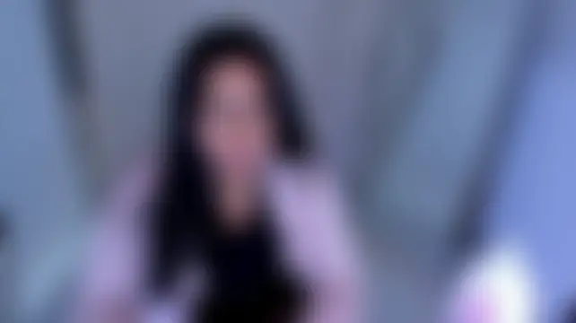 غرفة دردشة Adele_Sweett المباشرة