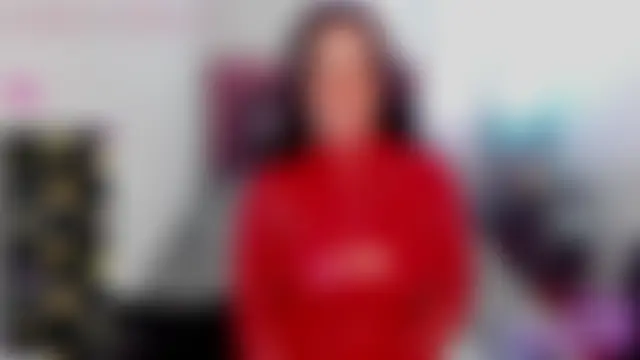 חדר צ'אט בשידור חי של sara_goodgirl13