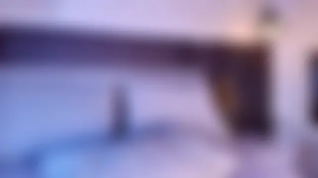חדר צ'אט בשידור חי של SHANONCLARK