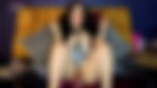 KendraaSimons Adlı Modelin Canlı Sohbet Odası