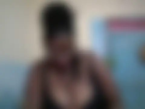 sexy_bigboobss Adlı Modelin Canlı Sohbet Odası