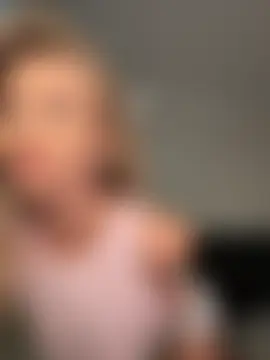 Emeli_Blur чат на живо