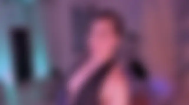 חדר צ'אט בשידור חי של Sussy_Bell01