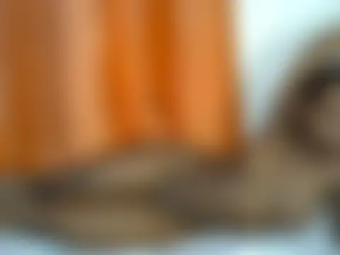 Curvydollyy 即時聊天室
