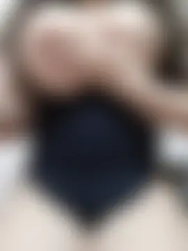 Sara_Saroona Adlı Modelin Canlı Sohbet Odası