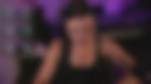 Dominatrix_Alice Chat Room in diretta