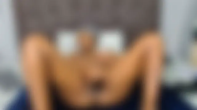 Lilbaby_lee22 Adlı Modelin Canlı Sohbet Odası