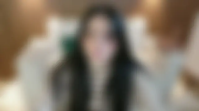 חדר צ'אט בשידור חי של vampiregirl-dirty