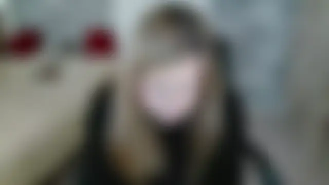 AdelinaLawsonのライブチャットルーム