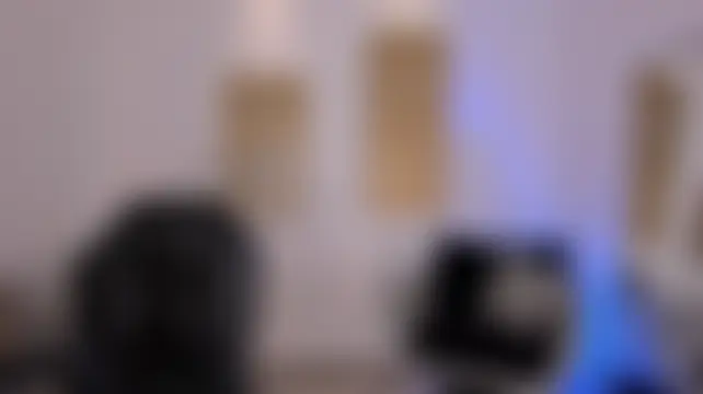 CandaseRussell Live Chatrum